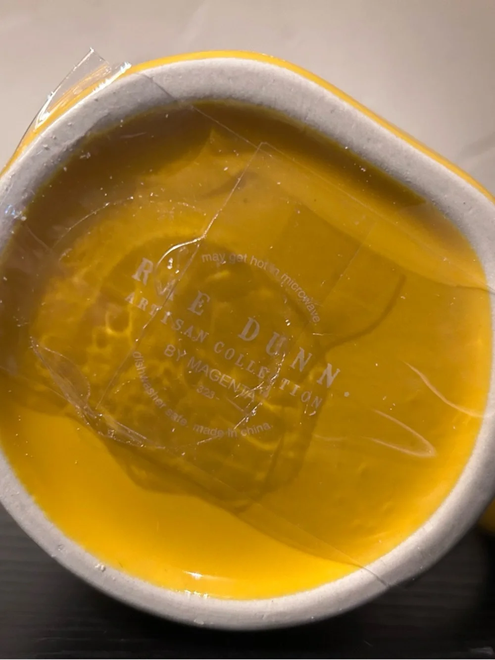 Rae Dunn Tropic Like Its Hot Yellow Ceramic Mug With Pineapple Lid NWTS - Picture 4 of 6